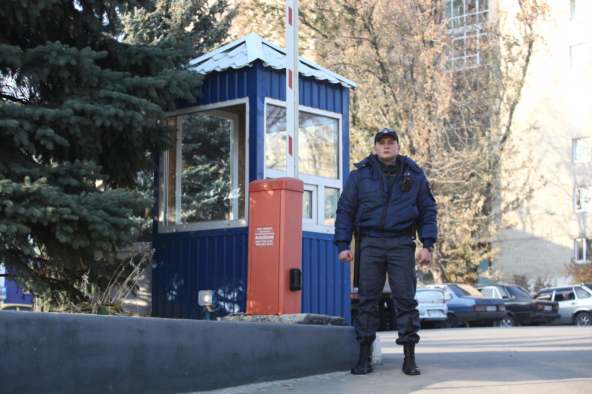 Если на объекте есть своя служба охраны, в паспорте описывается ее место размещение, маршруты движения.