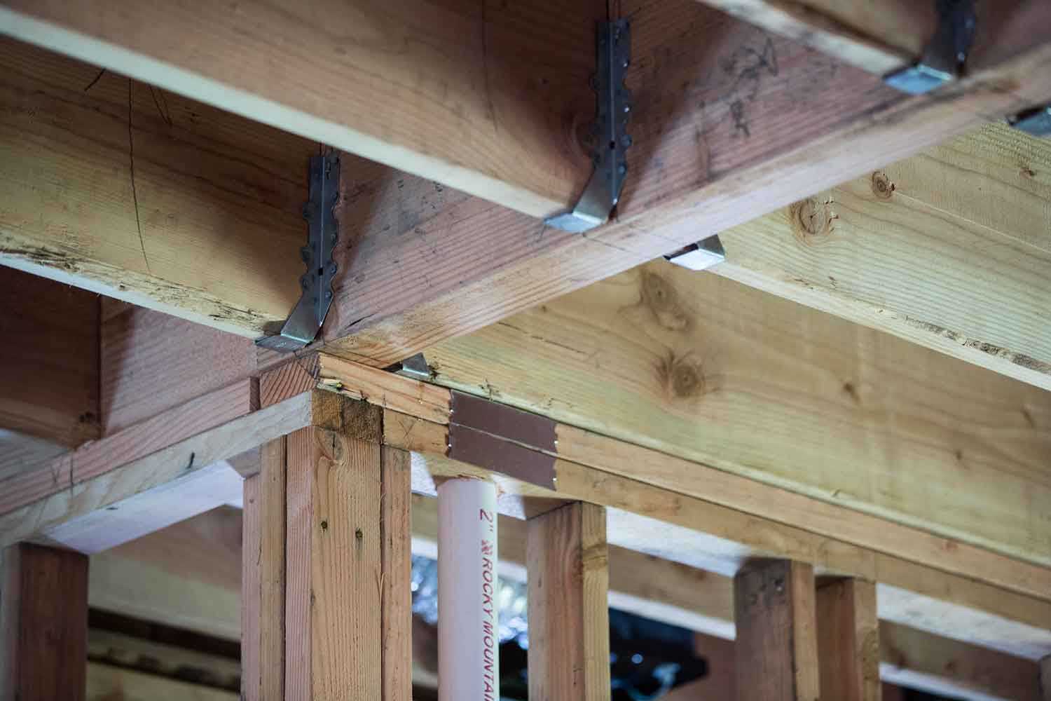 2 | Смарт Вэй Особую важность имеет состояние несущих конструкций и узлов их соединений